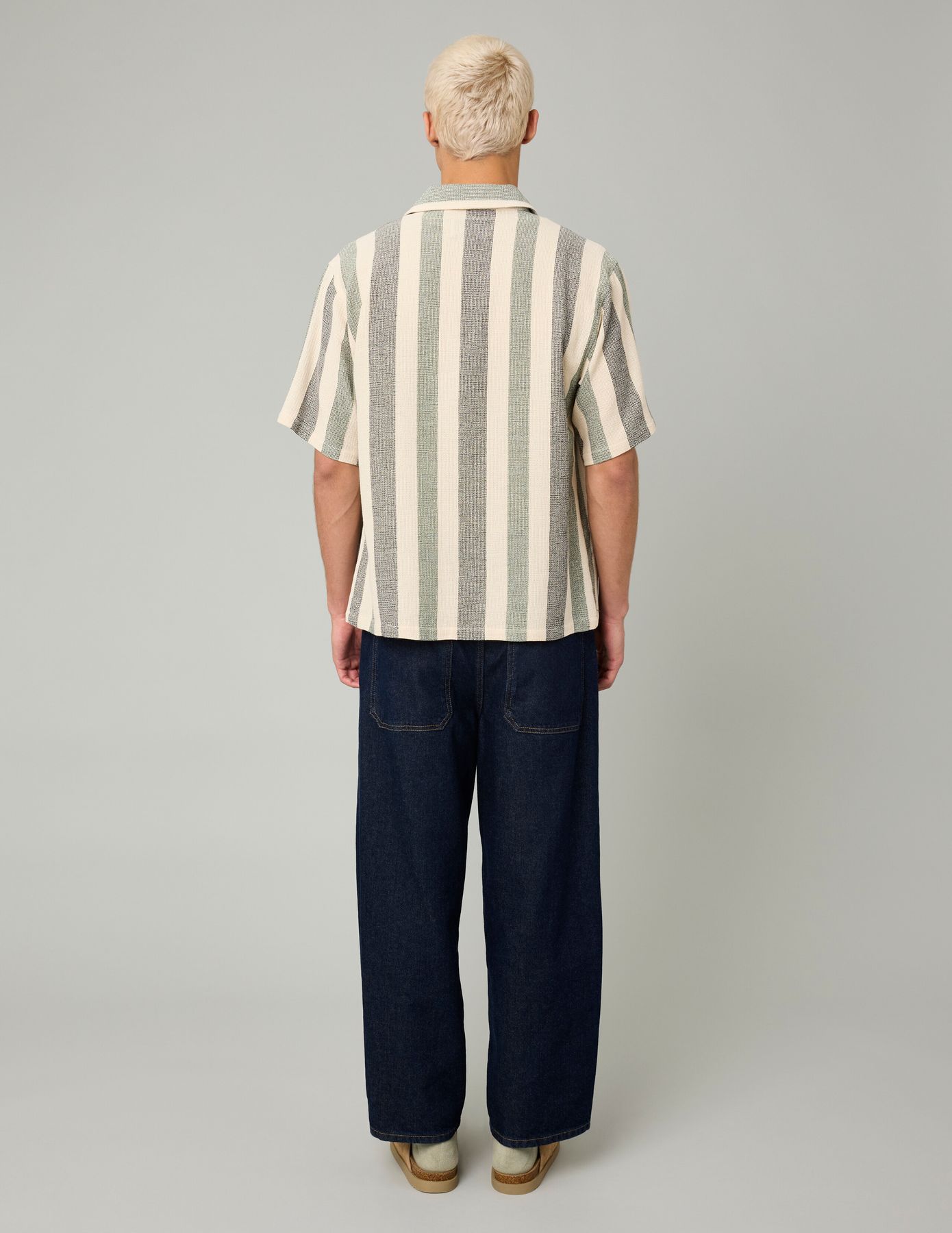 Chemise manches courtes rayée tricot