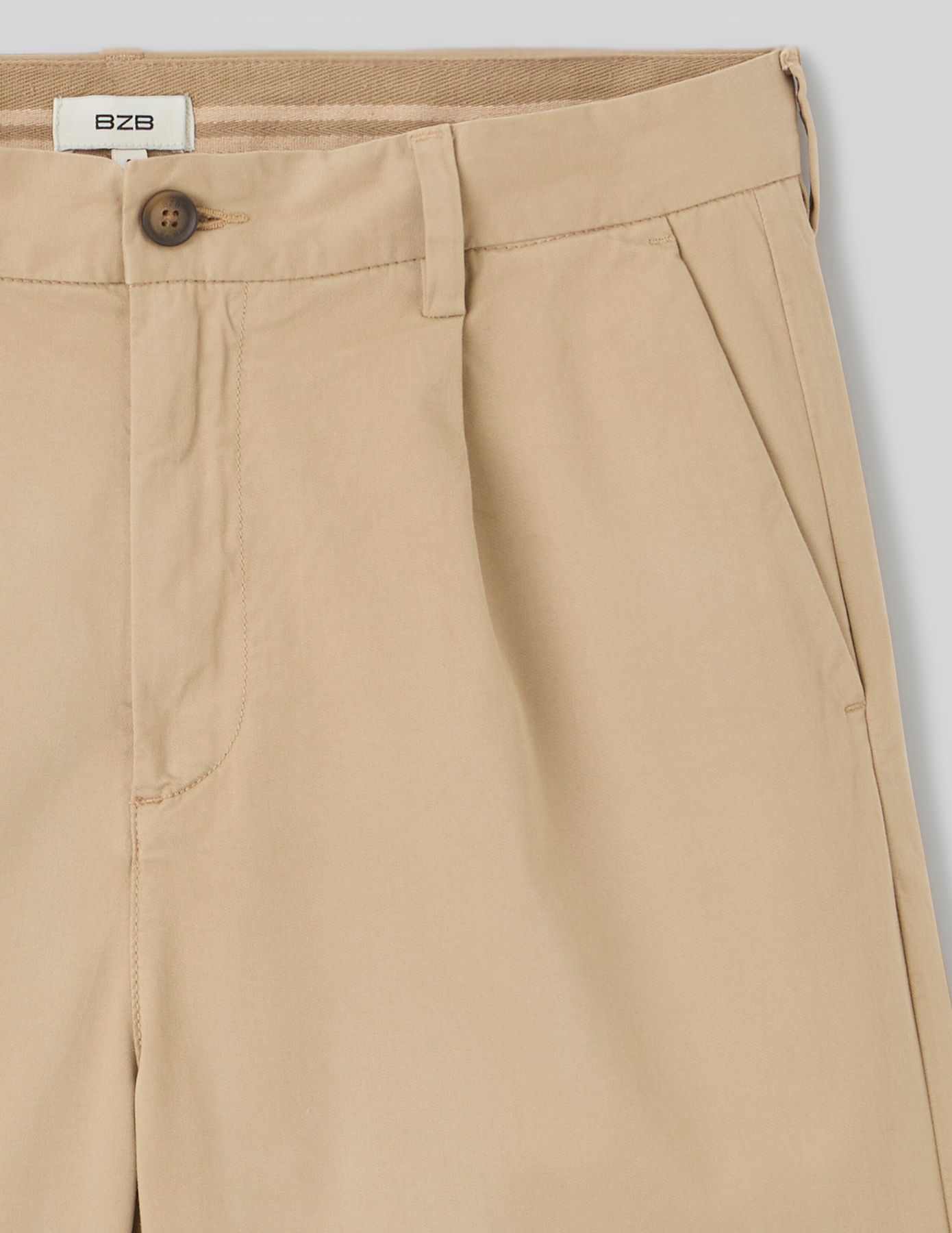 Bermuda chino &agrave; plis