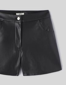Short tissu enduit