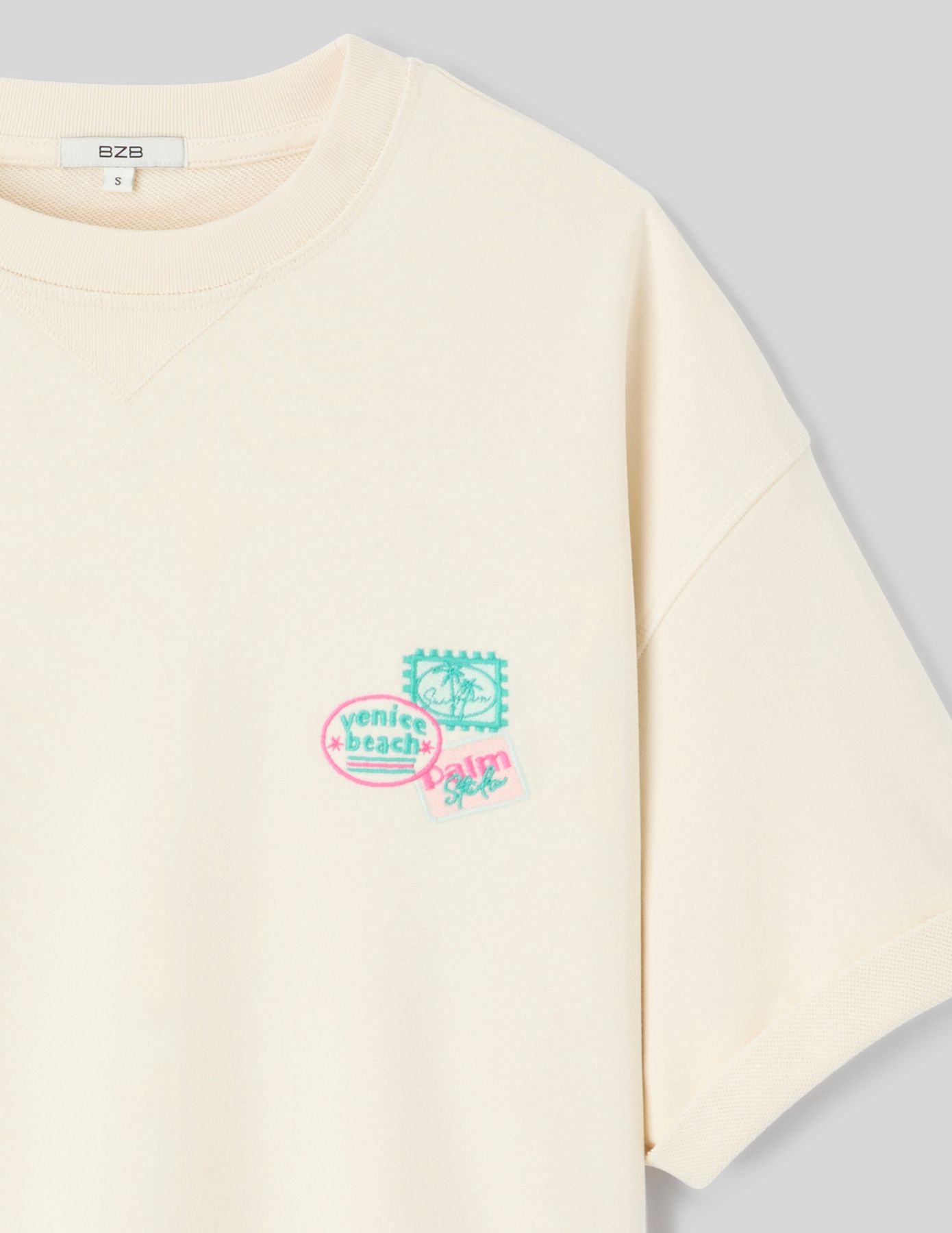 Sweat brod&eacute; manches courtes