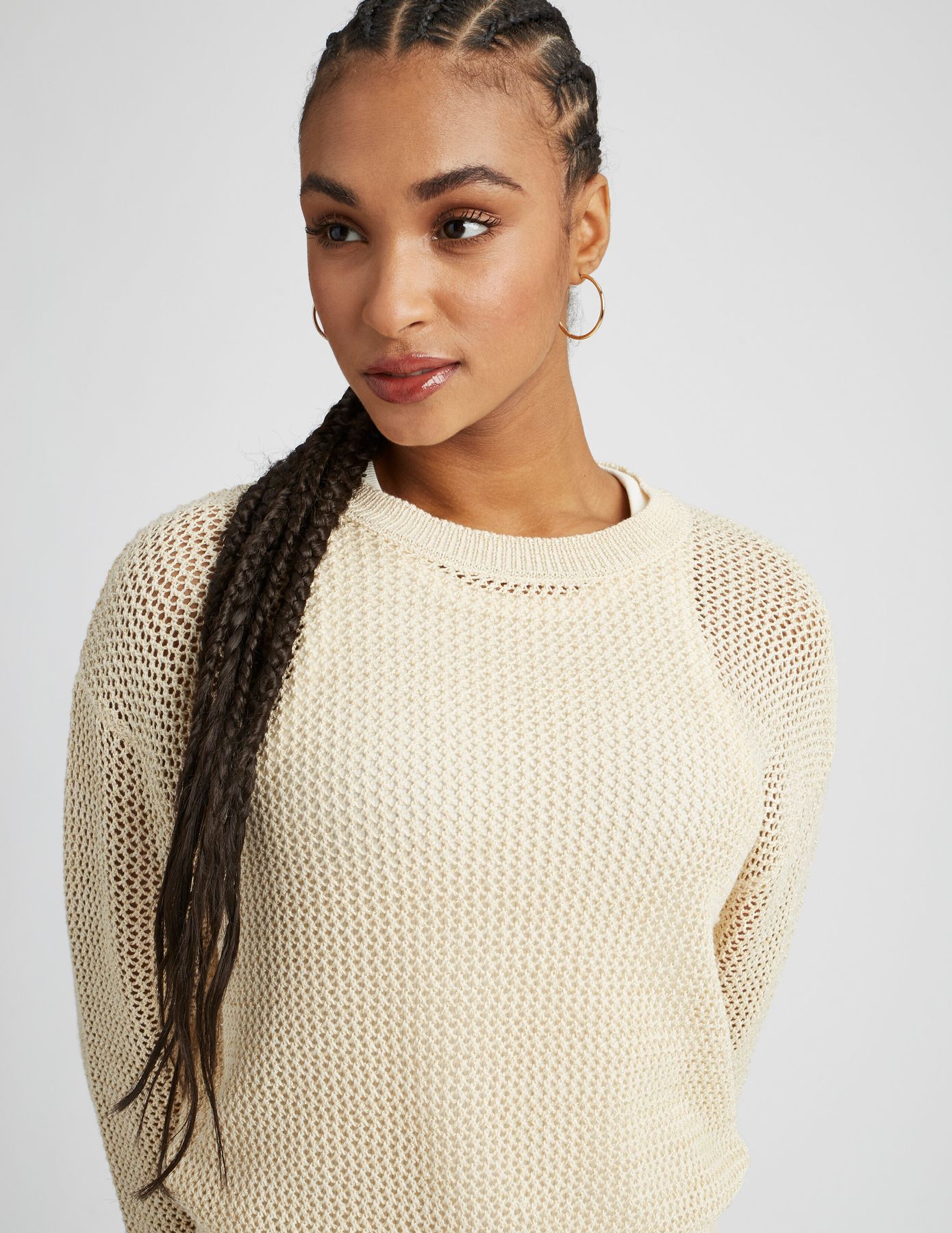 Pull en crochet avec fil paillet&eacute;