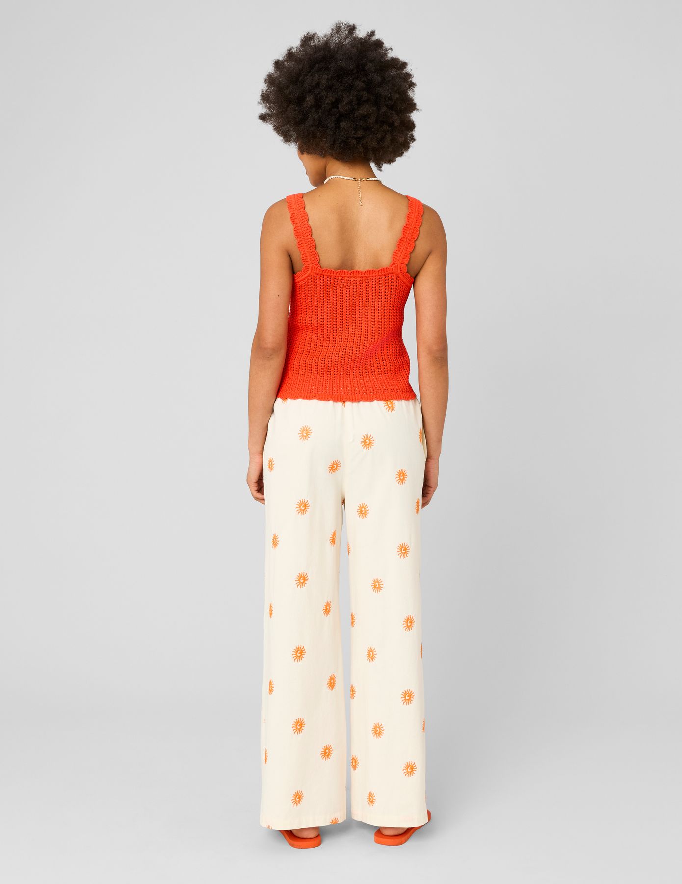 Pantalon brod&eacute;