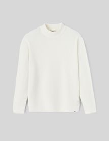 Pull col montant reli&eacute;f&eacute;