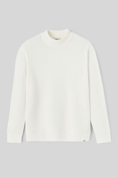 Pull col montant reli&eacute;f&eacute;