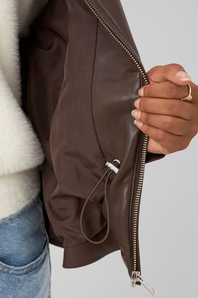 Veste en tissu enduit