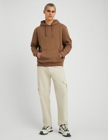 Sweat brodé à capuche