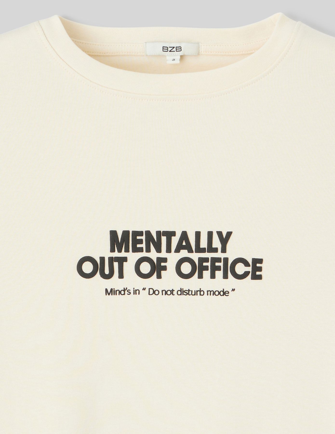 T-shirt baby tee imprim&eacute; poitrine