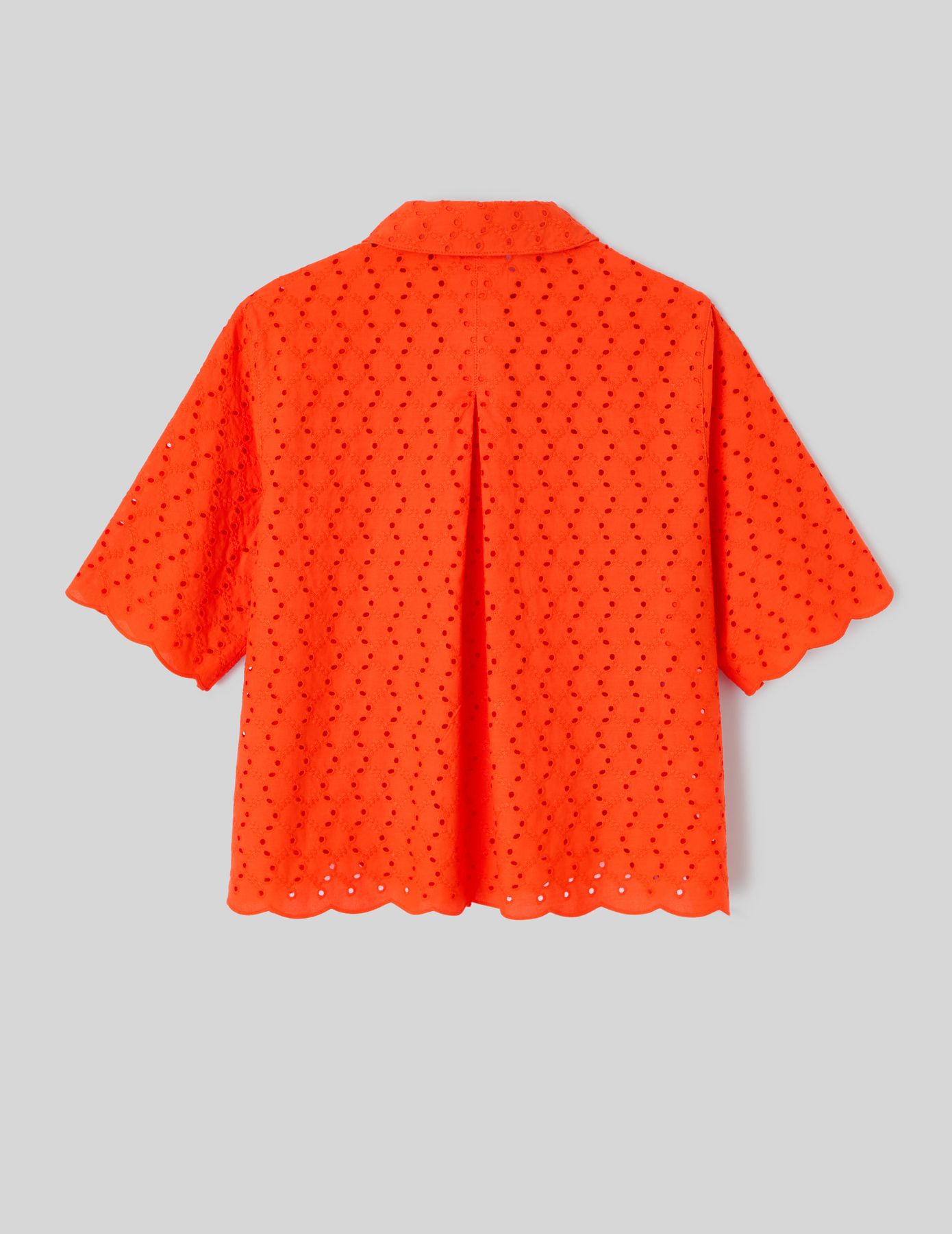 Chemisette en broderie anglaise