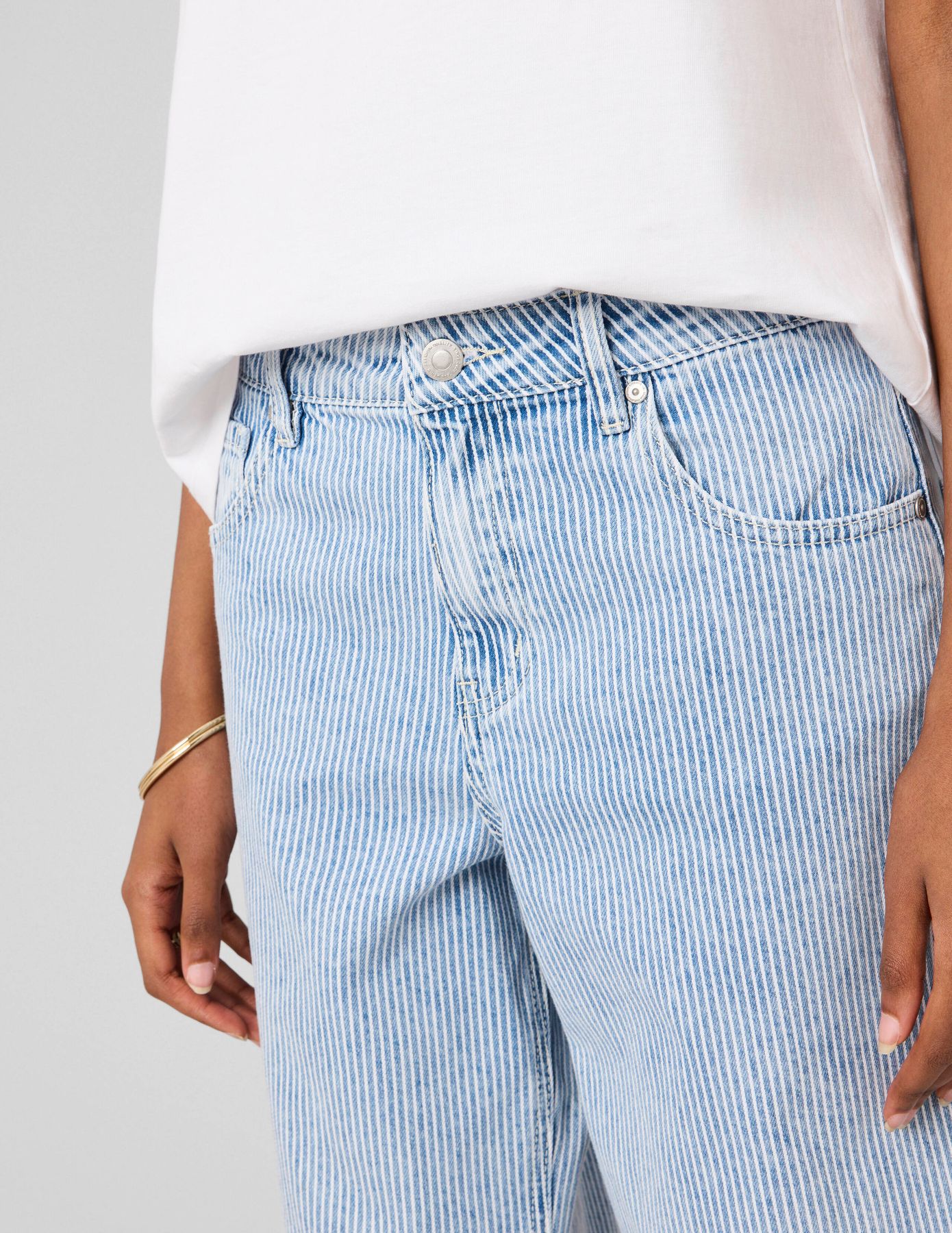 Jean baggy ray&eacute;