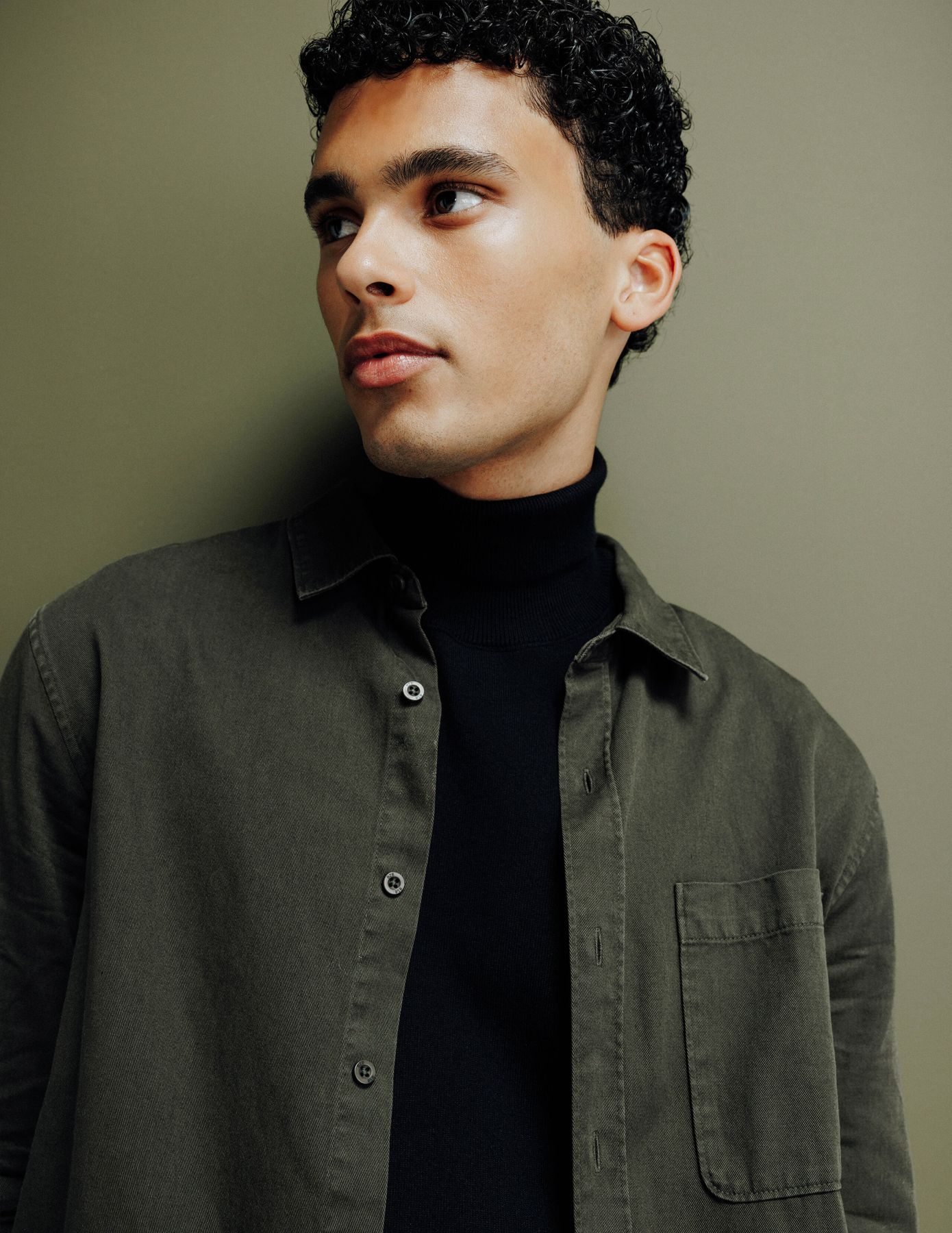 Pull col roulé