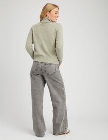 Pull col roulé