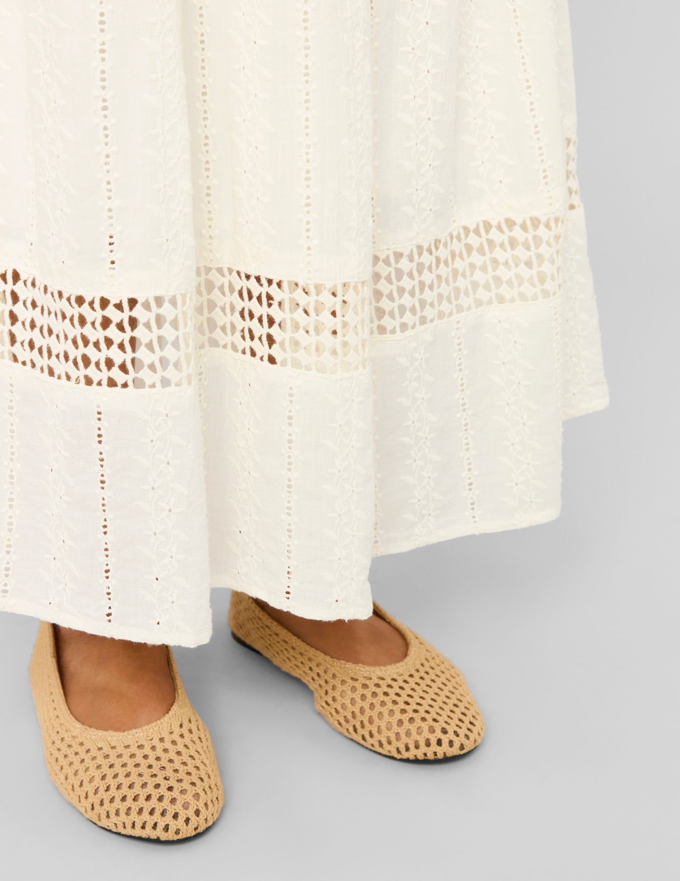 Jupe avec broderie anglaise