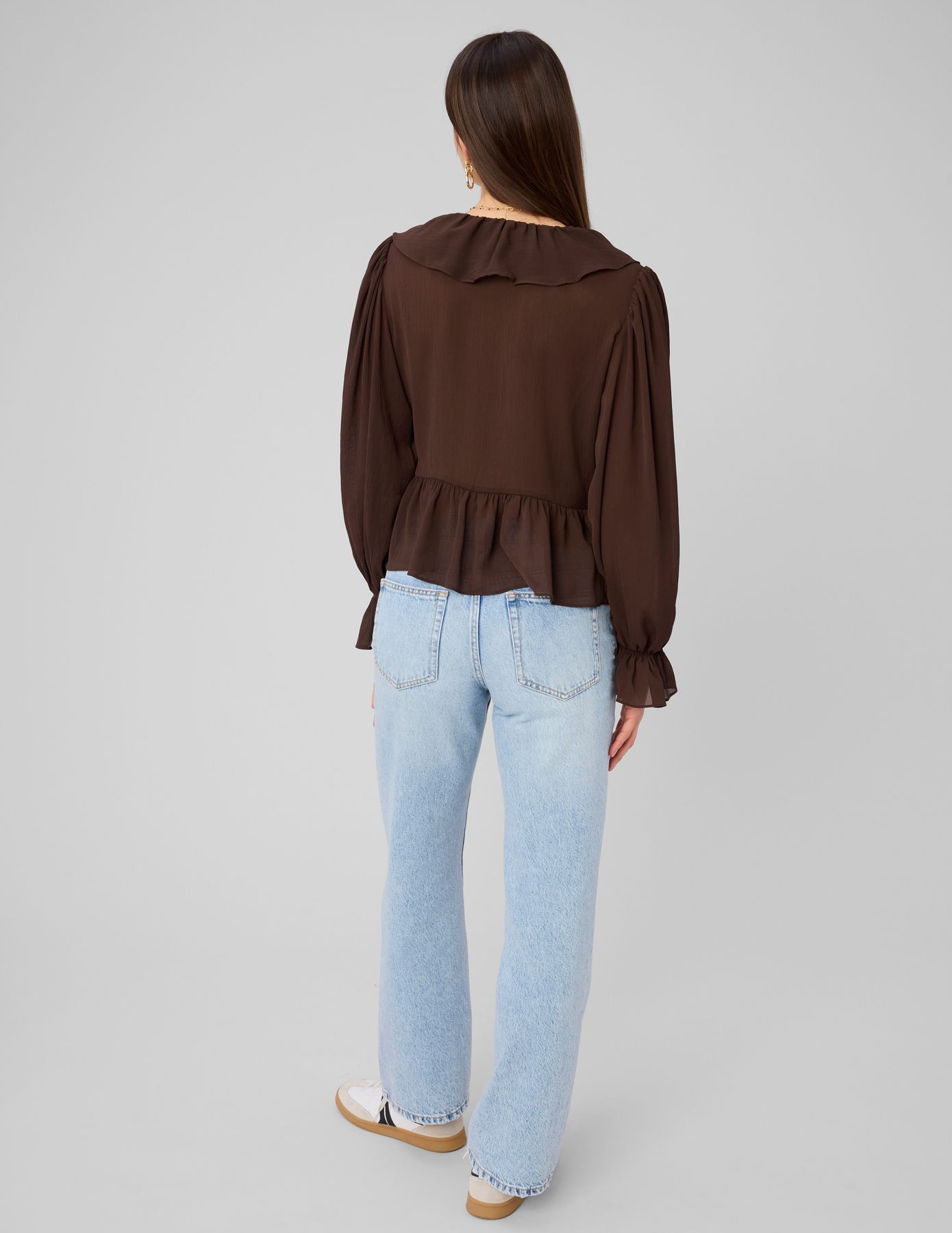 Blouse &agrave; volants