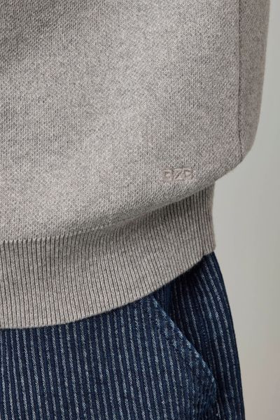 Pull col V sans manches