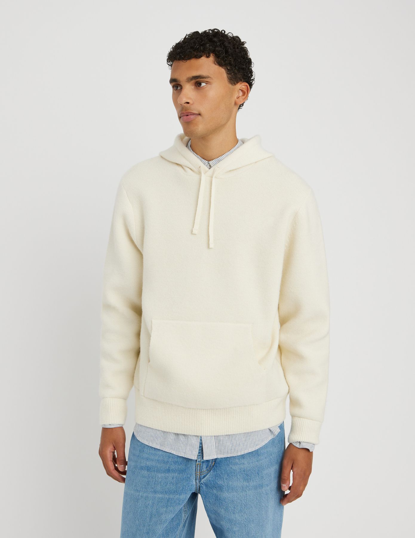 Pull capuche