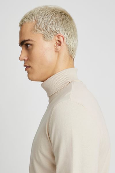 Pull col roulé