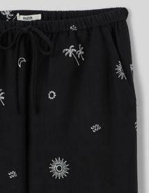 Pantalon brodé