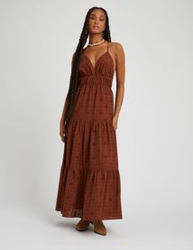 Robe longue broderie anglaise