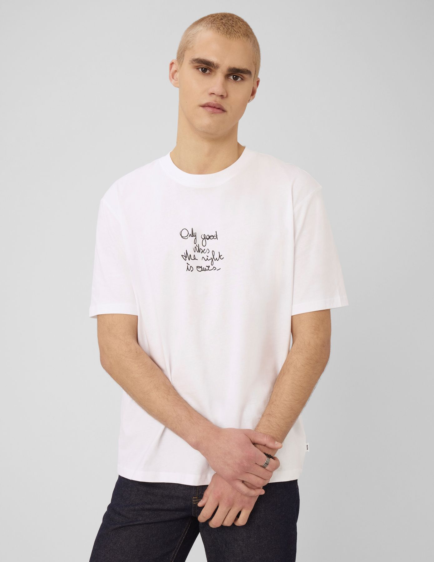 T-shirt imprim&eacute; devant