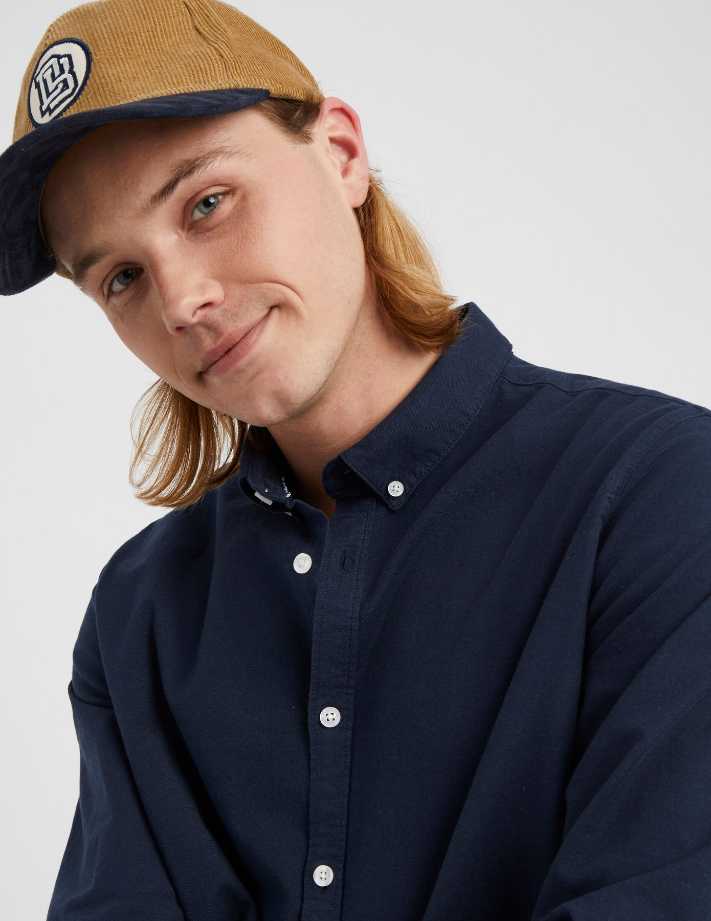 Chemise unie ajustée