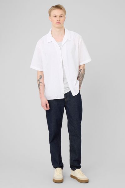 Chemise manches courtes ajour&eacute;e