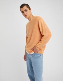 Pull col rond teint en pièce