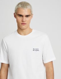 T-shirt broderie poitrine