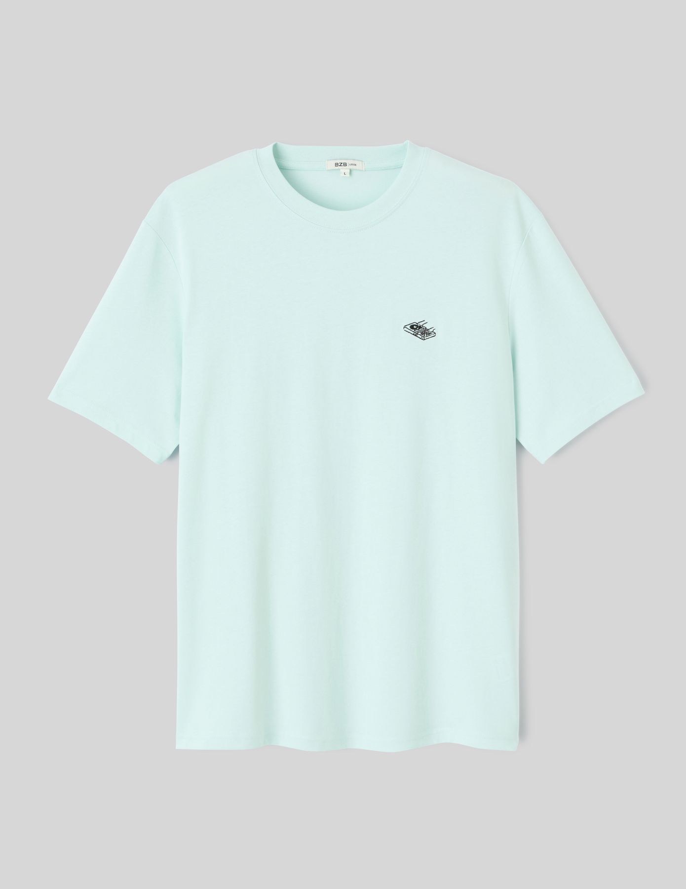 T-shirt broderie poitrine