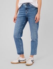 Jean mom fit