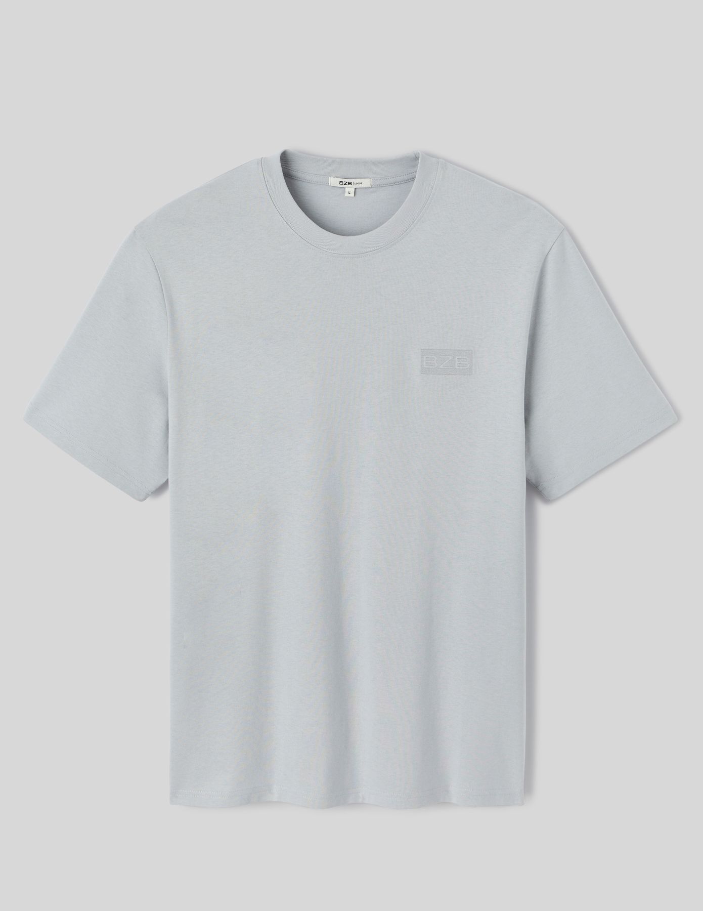 T-shirt broderie poitrine
