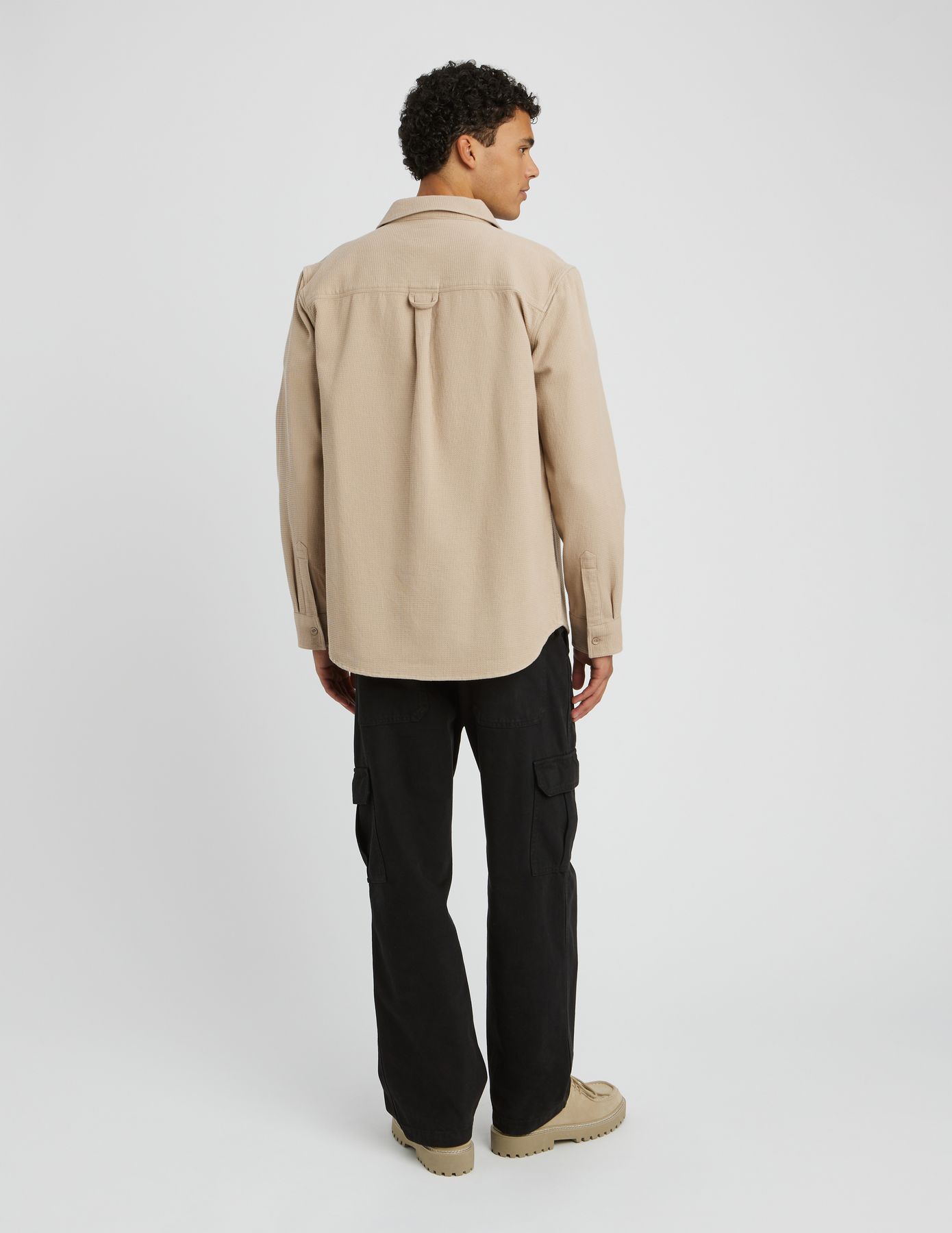 Surchemise unie gaufr&eacute;e