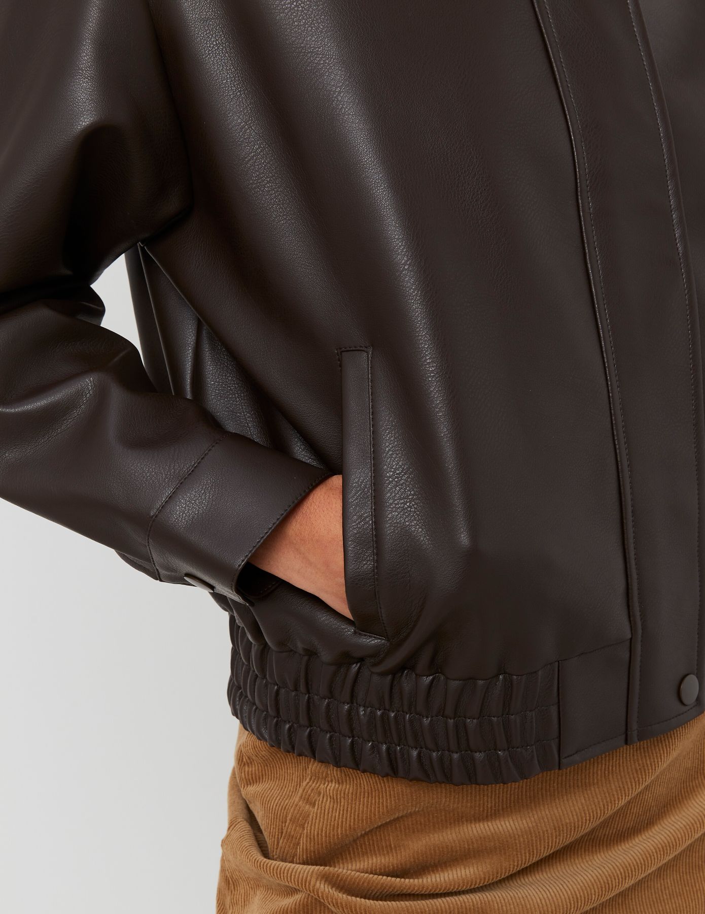 Blouson bombardier en tissu enduit