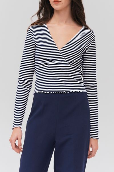 T-shirt cache coeur ray&eacute;