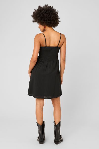 Robe courte smock&eacute;e