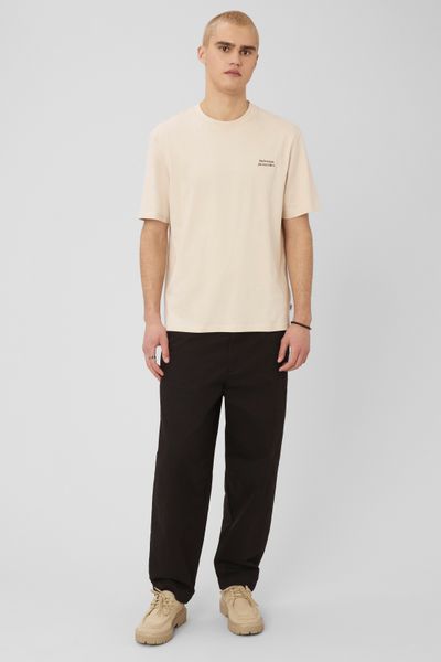 T-shirt broderie poitrine