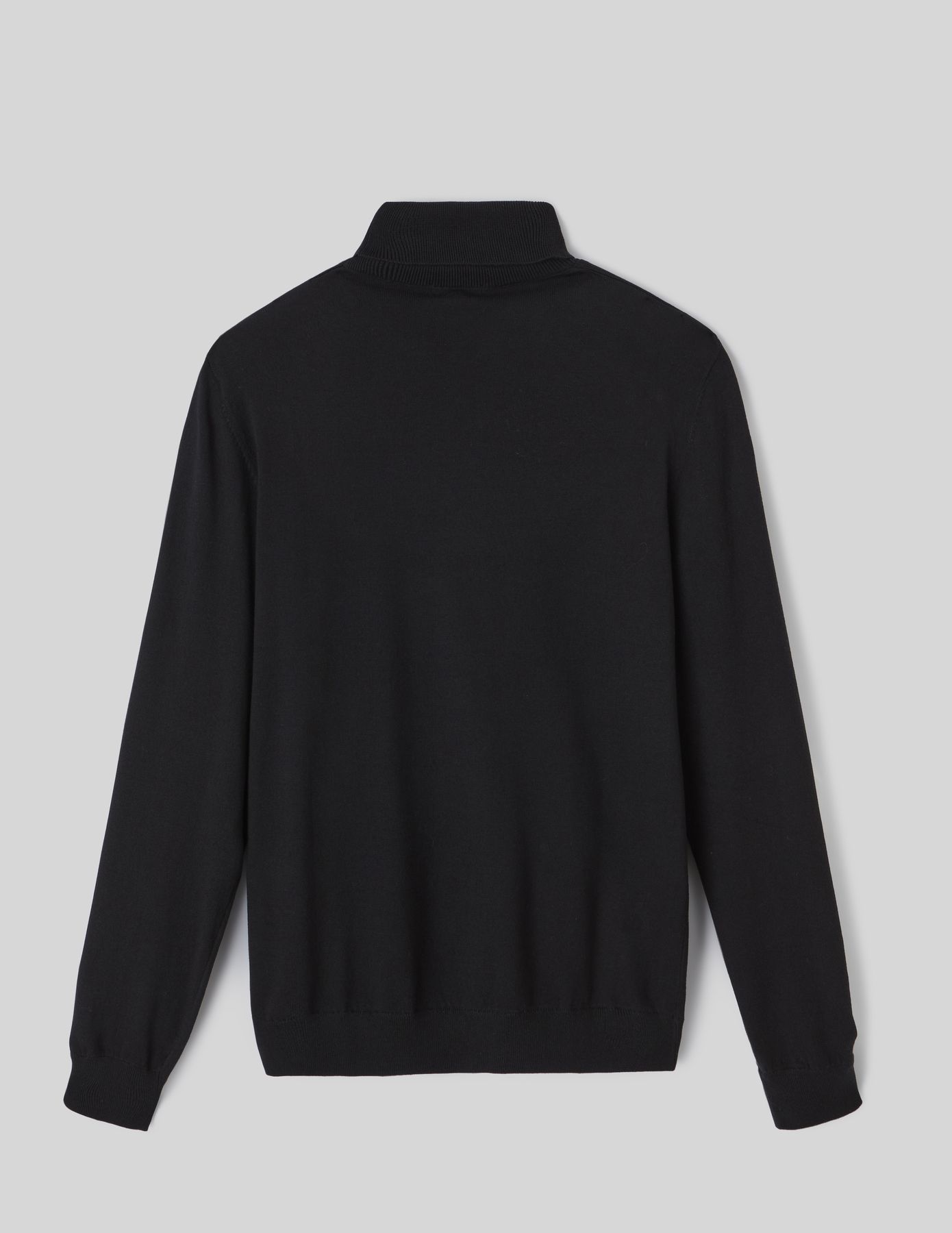 Pull col roulé