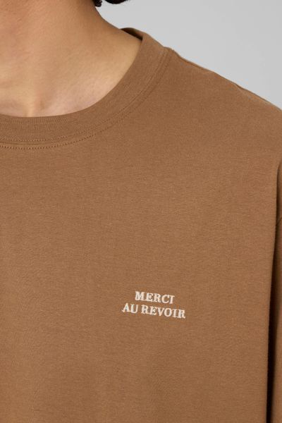 T-shirt broderie poitrine