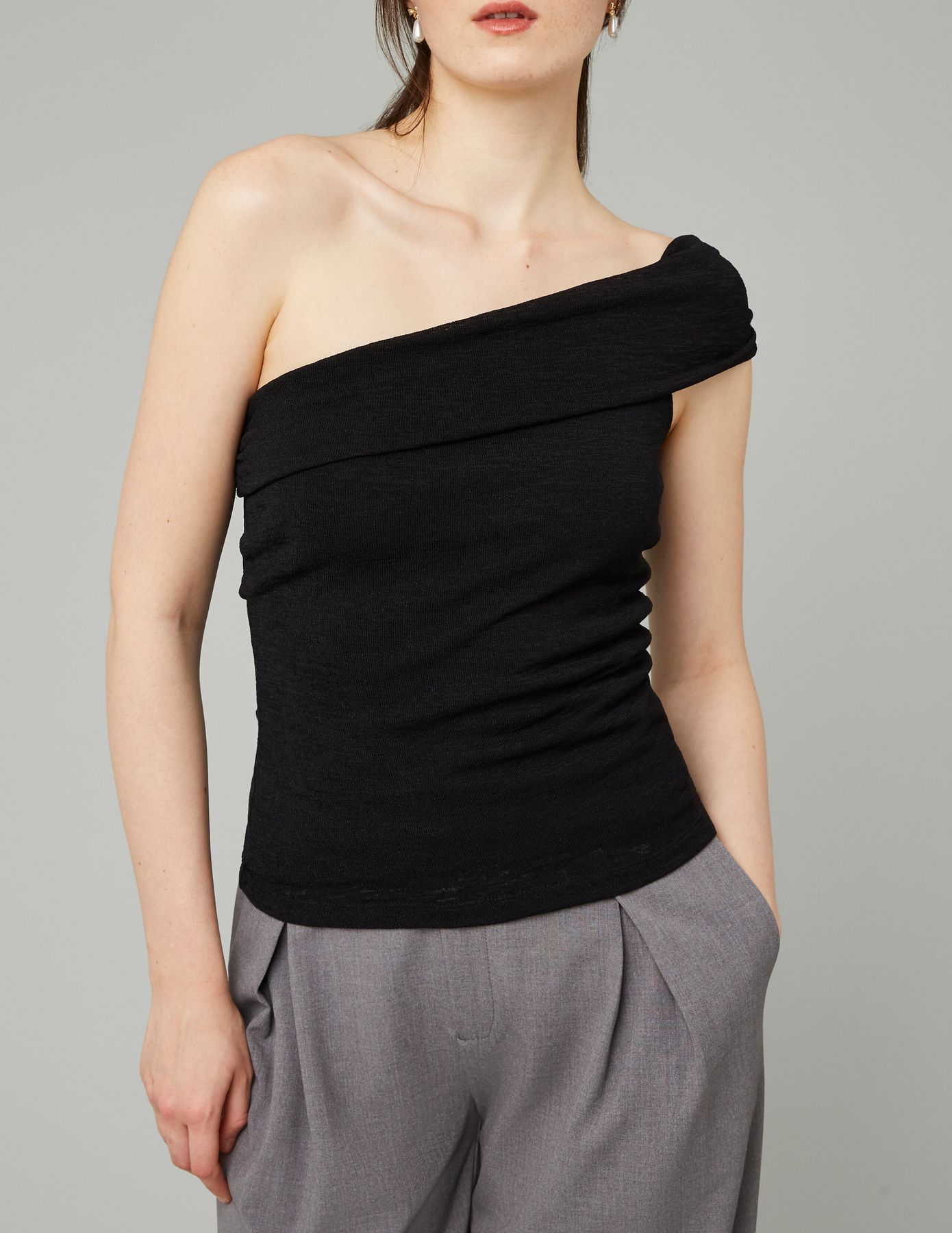 T-shirt asym&eacute;trique