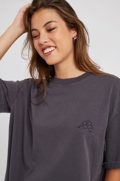 T-shirt oversize d&eacute;lav&eacute;