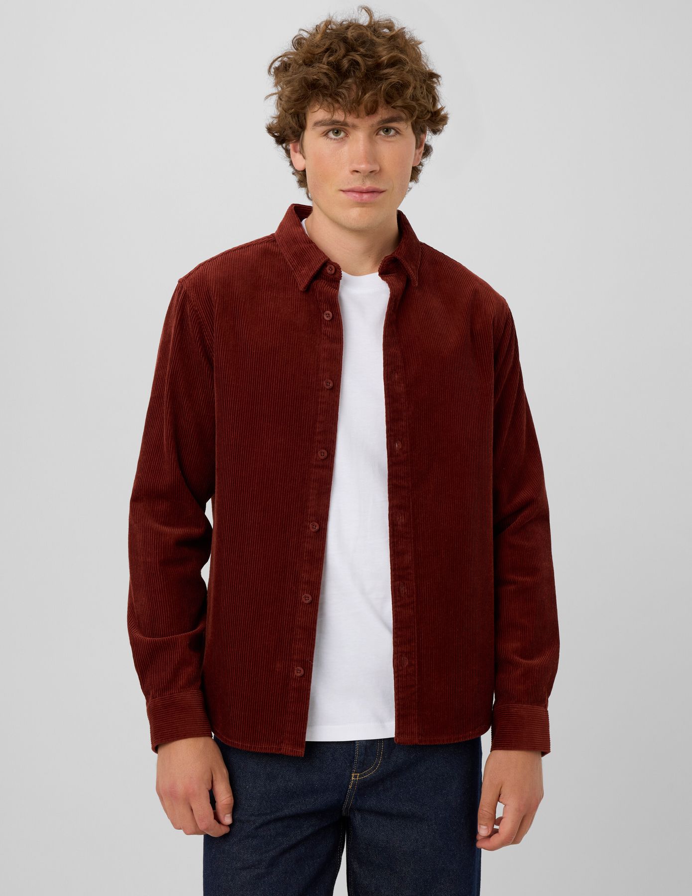 Chemise en velours c&ocirc;tel&eacute;
