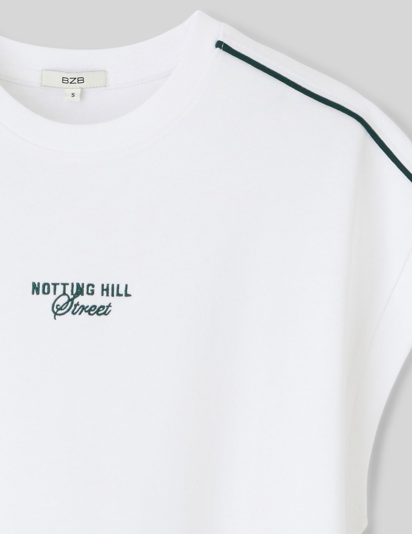 T-shirt brodé