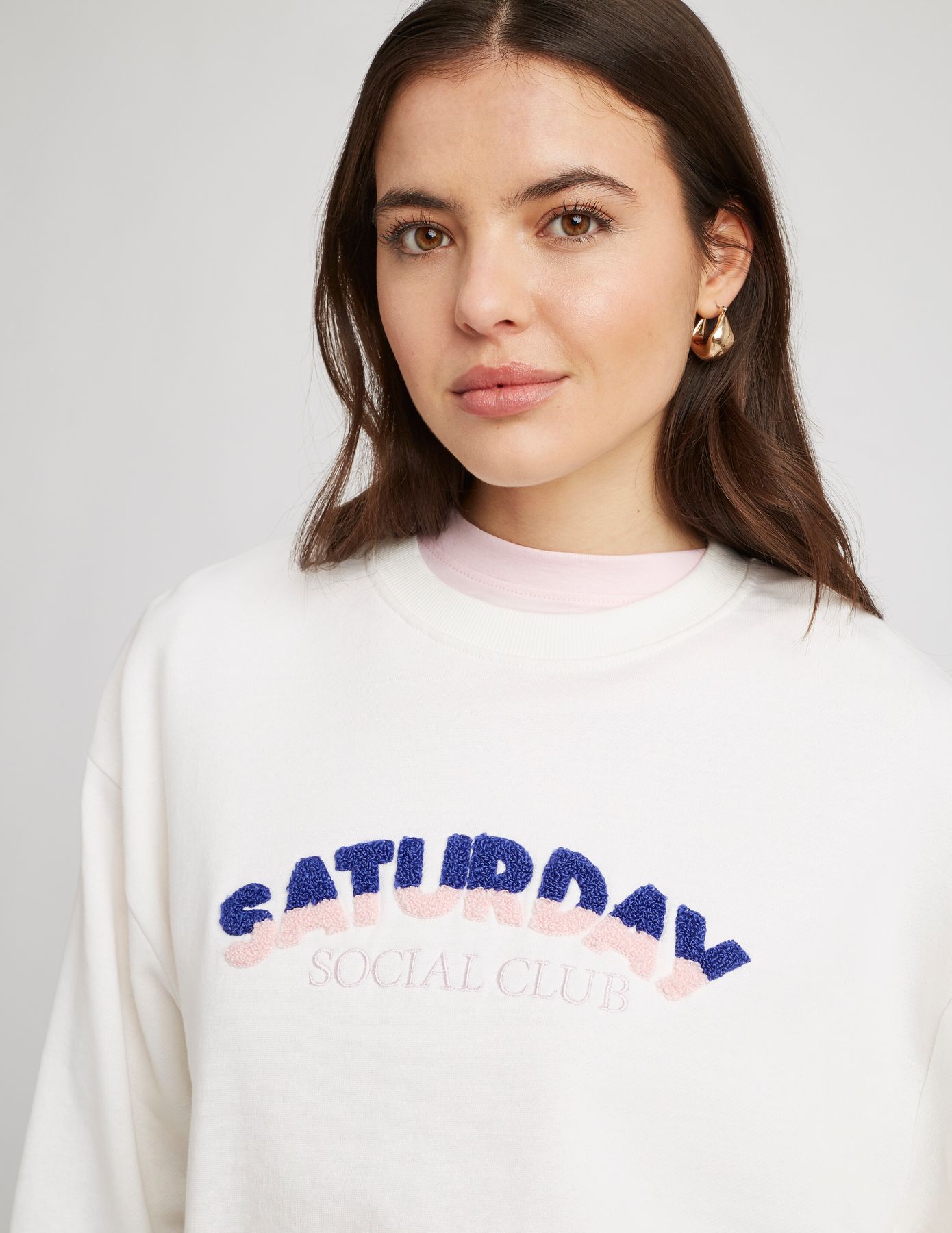 Sweat broderie bouclette