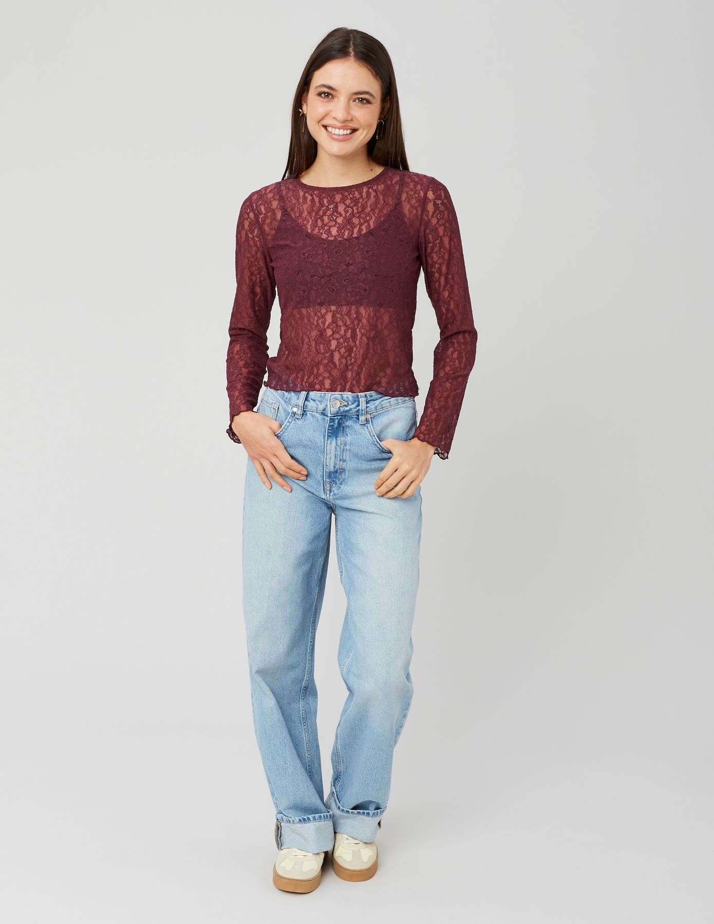 T-shirt manches longues en dentelle