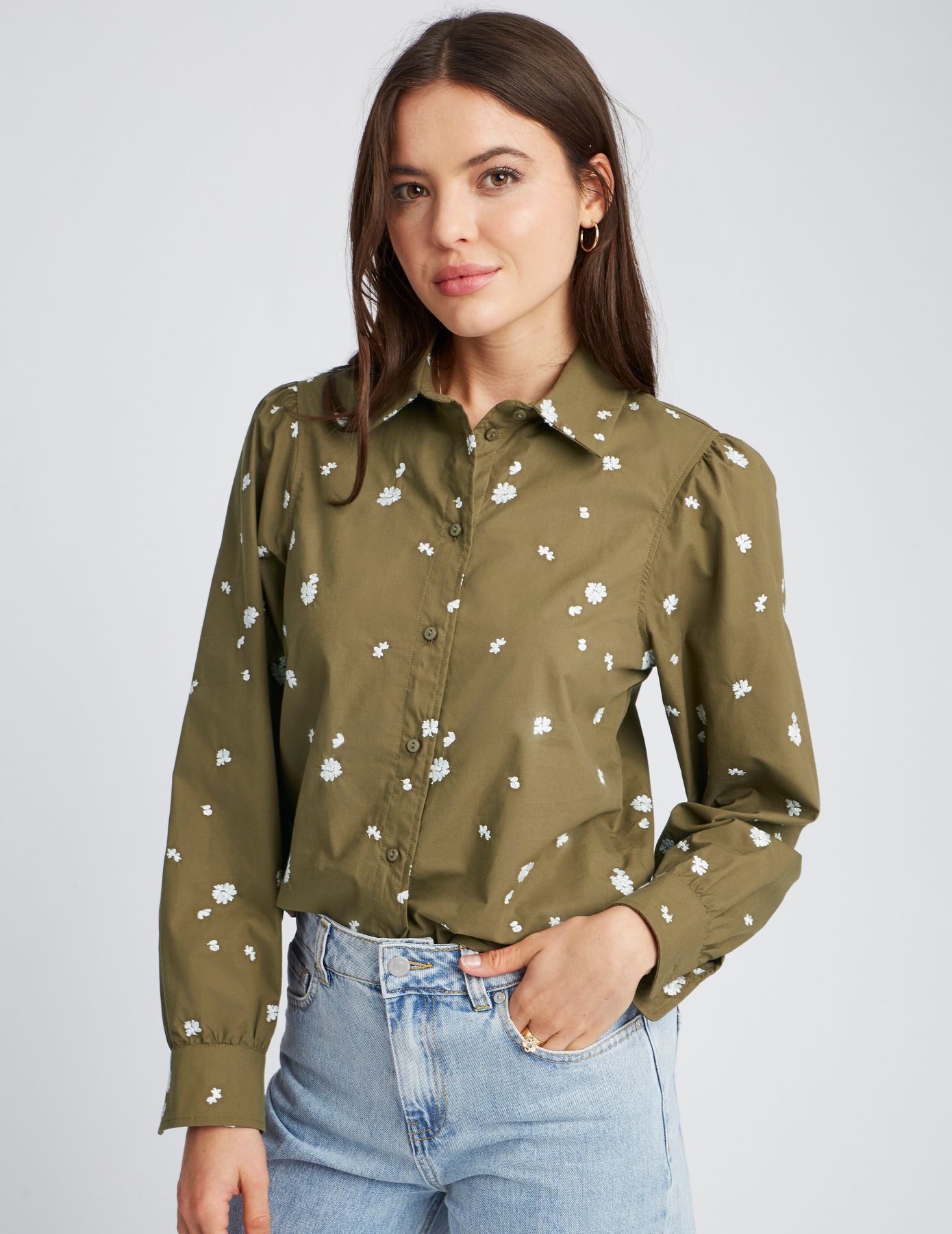 Chemise brodée