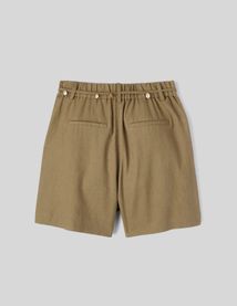 Short en lin avec ceinture