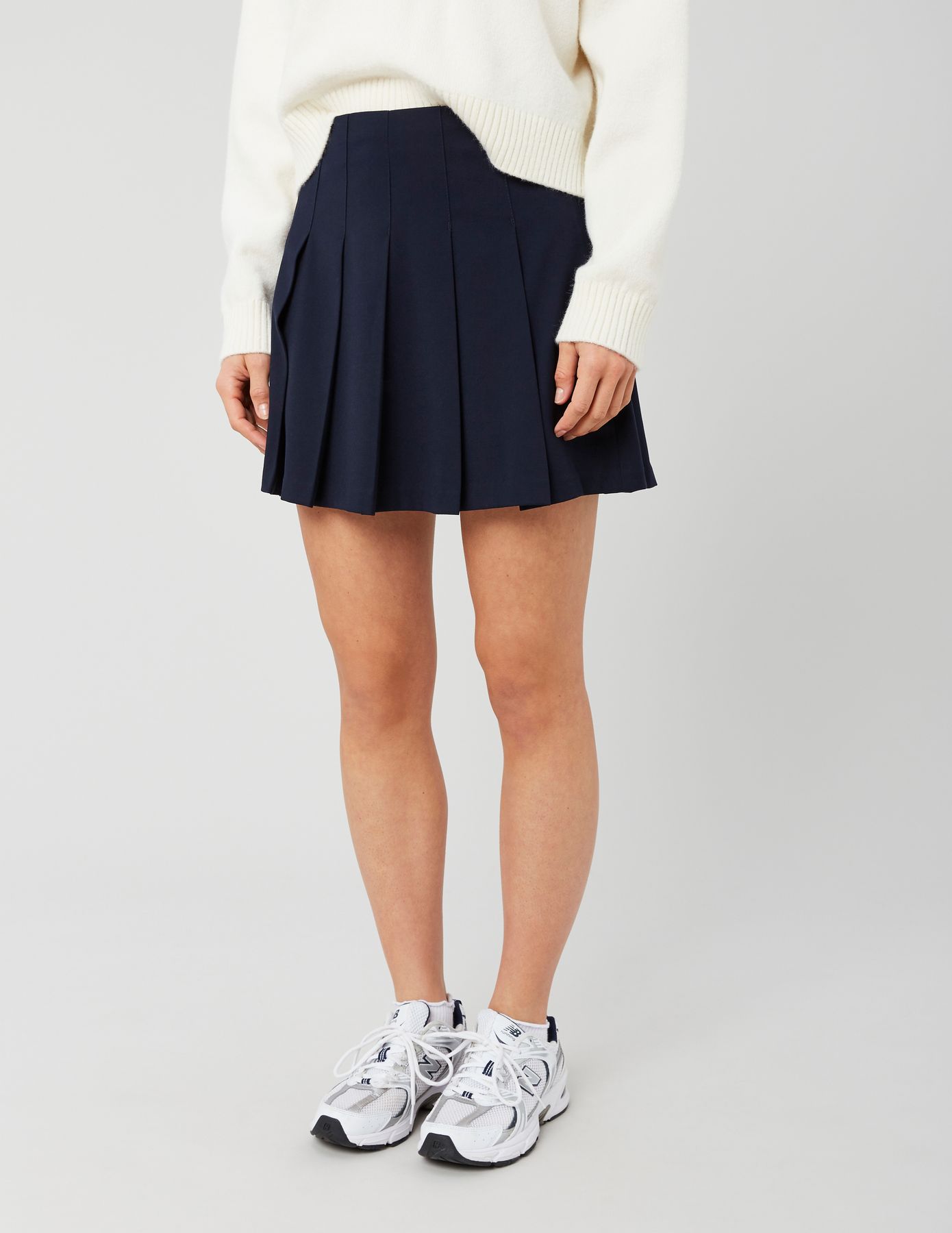 Jupe courte plissée en polyester recyclé