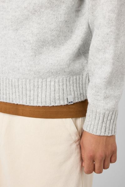 Pull moulin&eacute;