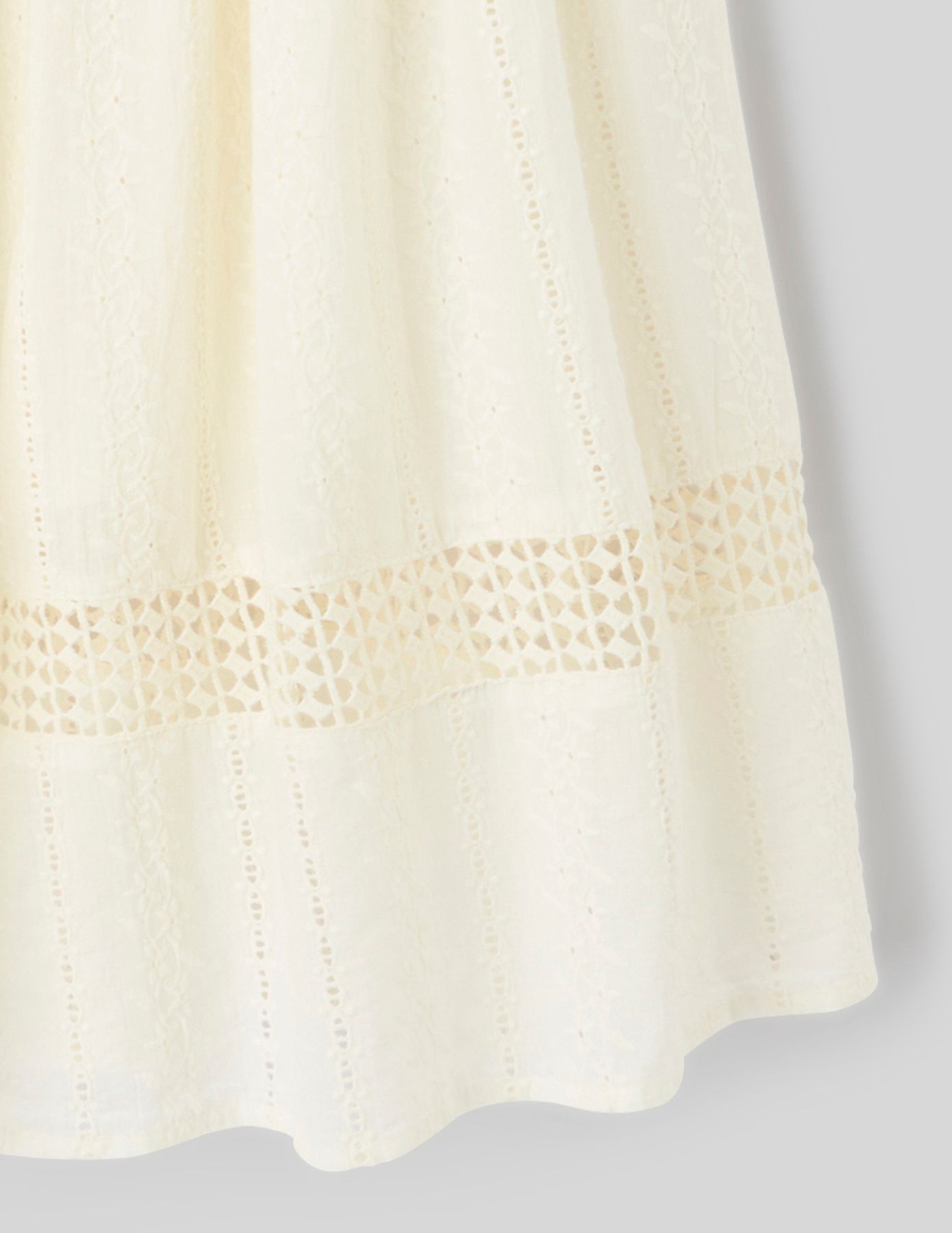 Jupe avec broderie anglaise