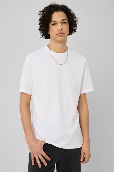 T-shirt imprim&eacute; poitrine