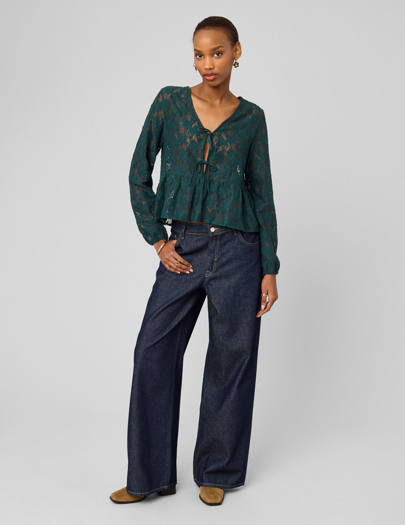 T-shirt en crochet &agrave; nouer